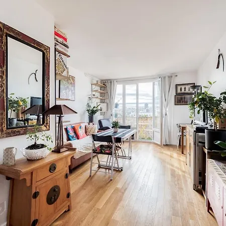 60m2 With Balcony For 4, Eifel Tower View From * Parijs