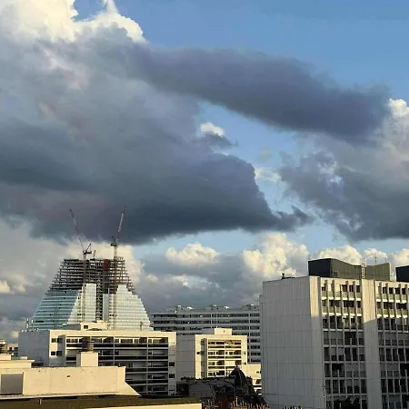 60m2 With Balcony For 4, Eifel Tower View From Apartment Paris